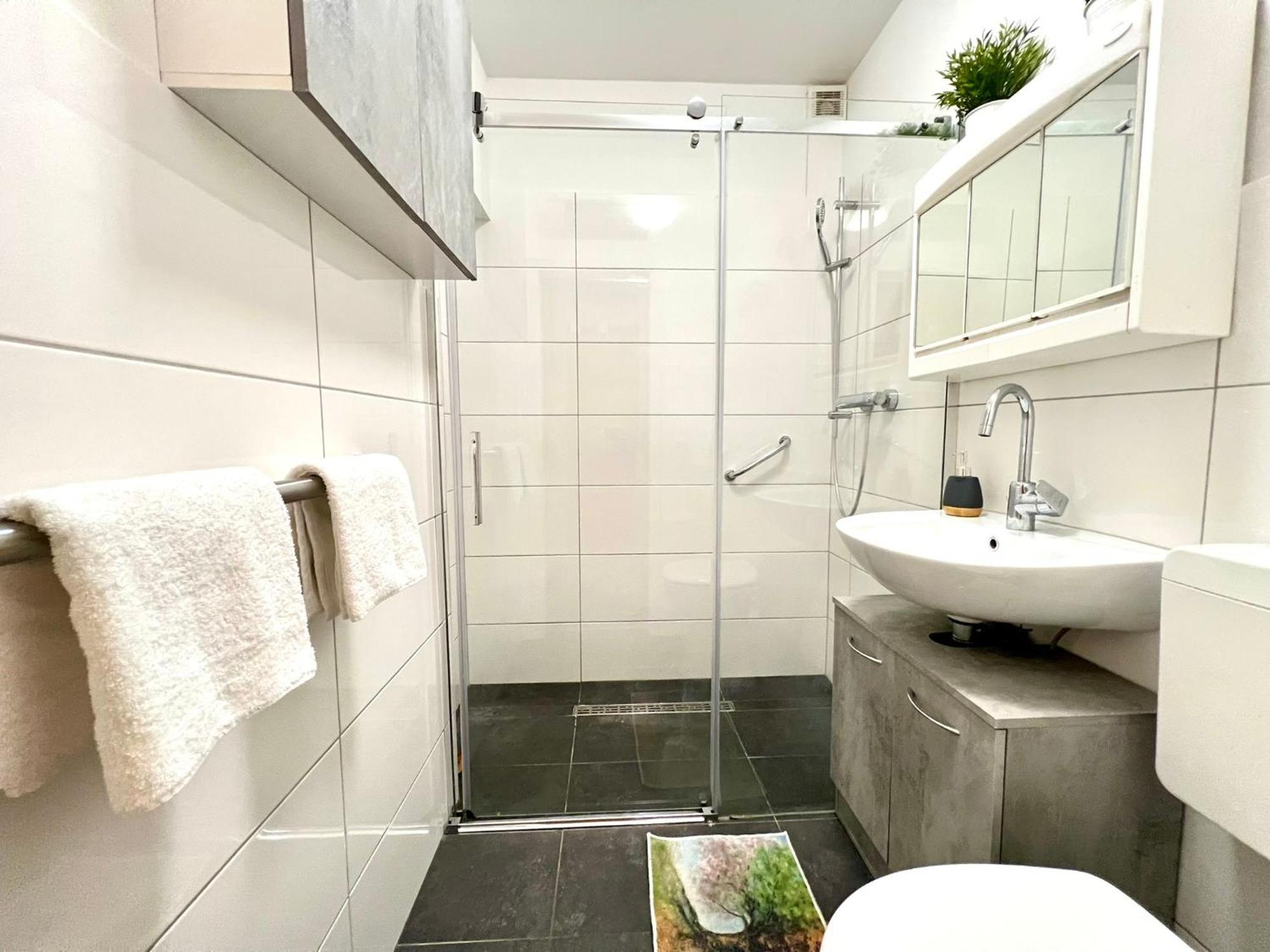 Comfy Apartment Mit Garten In Koeln Extérieur photo